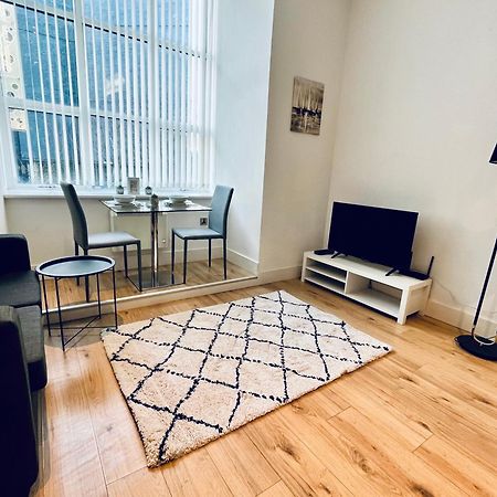 Fantastic Mill Apartment - 2023 Travellers Award Winner! Manchester Bagian luar foto